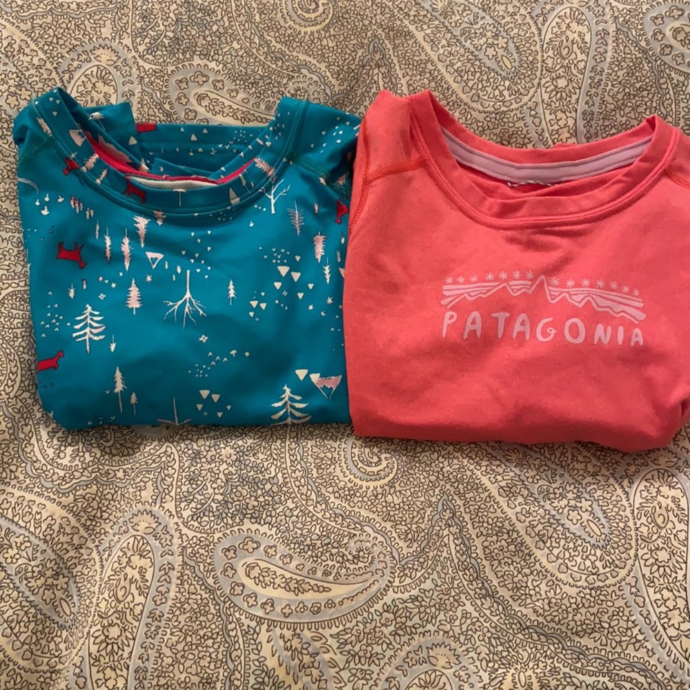 Patagonia capilene base layer tops. Set of 2